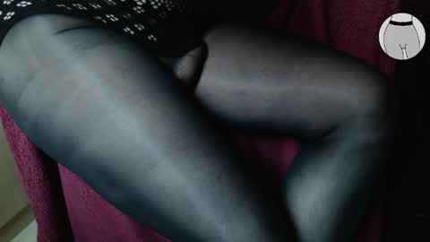 seamlessly online show from April 7, 5:48 pm