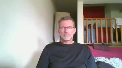 seb846894 online show from May 5, 5:19 pm