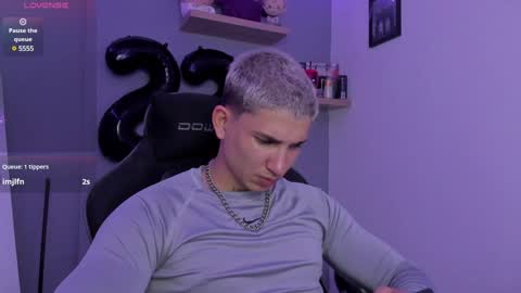 Sebastin online show from December 26, 10:52 pm