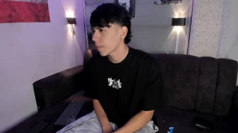 sebas_pretty7 online show from April 1, 12:28 pm
