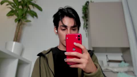 Snapshot of sebas_rosse chatting on January 26, 2:45 am sebastian online show from January 26, 2:45 am