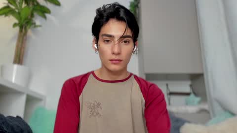 Snapshot of sebas_rosse chatting on January 10, 4:01 am sebastian online show from January 10, 4:01 am