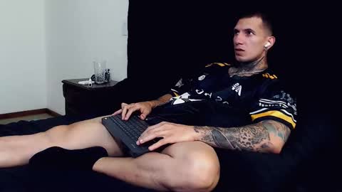 Sebastian online show from October 9, 11:43 pm