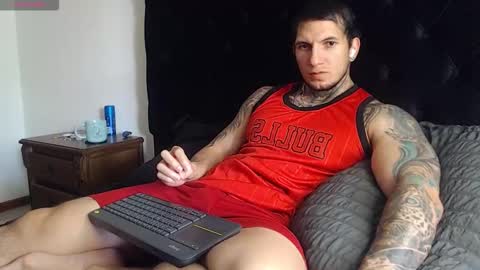 Sebastian online show from February 13, 7:39 pm