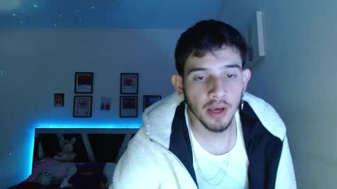 Sebas online show from February 22, 9:39 pm