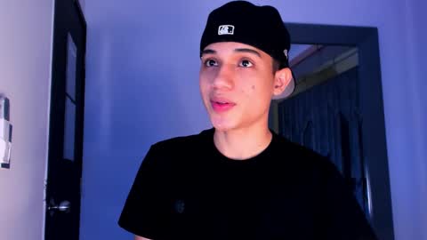 Sebastian online show from February 20, 8:55 pm