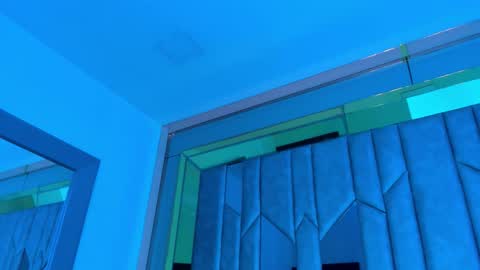 Sebastian online show from September 18, 4:27 am