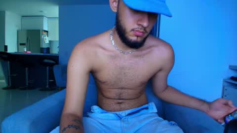 ryan miller online show from September 25, 4:30 am