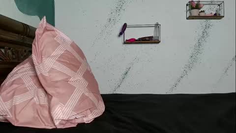 kai online show from December 24, 7:28 am