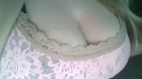 Snapshot of secret18slaveanon chatting on September 13, 10:45 pm Sunny online show from September 13, 10:45 pm