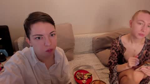 Amanda and  pair in a real life we love each other but can play with you online show from January 23, 7:32 am