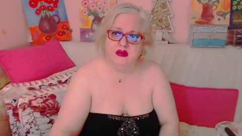 Alice online show from June 19, 8:26 pm