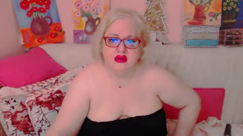 Alice online show from July 3, 7:29 pm