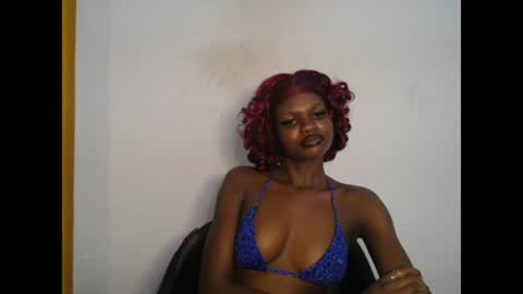 seductive_sugar247 online show from June 26, 5:24 am