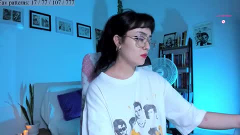 Snapshot of segismunda chatting on October 11, 2:05 am Luciana online show from October 11, 2:05 am