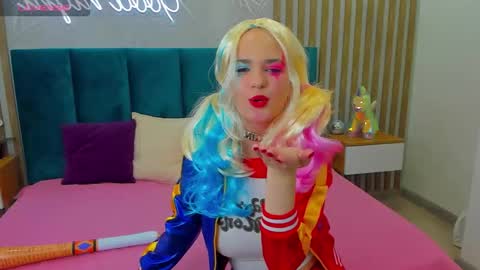 Snapshot of selena_cutiee chatting on October 10, 1:33 am Selena online show from October 10, 1:33 am