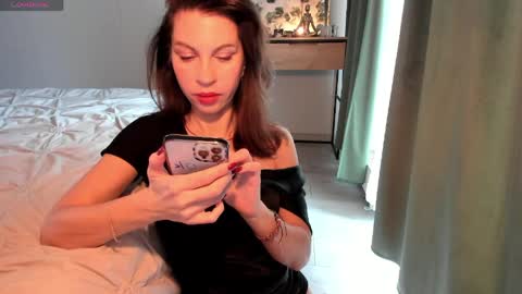 Selena online show from March 22, 2:59 am