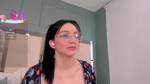 Snapshot of selena_rous chatting on September 24, 12:01 pm Selena Rous online show from September 24, 12:01 pm