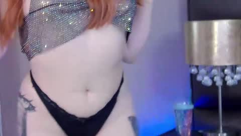 SelenaHanson online show from September 25, 4:58 pm