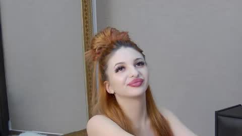 SelenaHanson online show from November 24, 4:38 pm