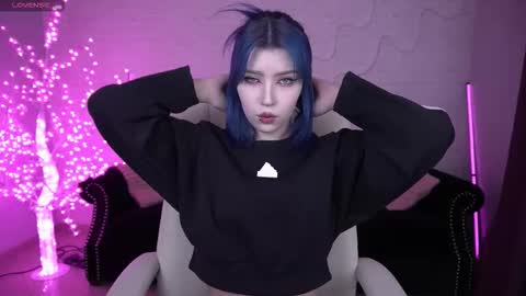 selenairis online show from March 2, 10:38 pm