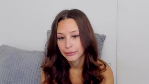 Snapshot of selenarousey chatting on October 6, 8:54 am Selena online show from October 6, 8:54 am
