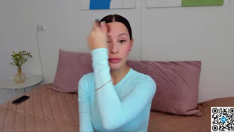 Selena online show from April 2, 10:11 am