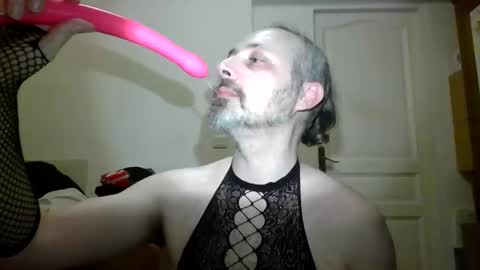 call me how you want its ok online show from December 18, 7:09 pm