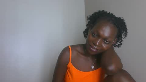 sellinprinces online show from November 24, 9:30 am