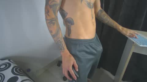 sem_alas online show from March 7, 3:19 am