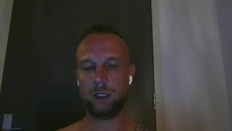 Snapshot of sence08 chatting on October 26, 10:53 pm sence08 online show from October 26, 10:53 pm