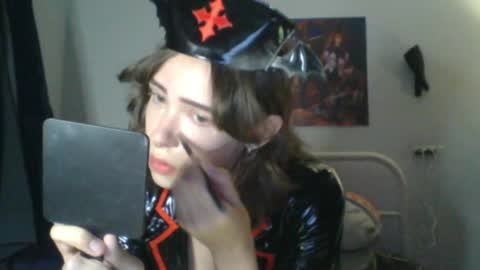 Snapshot of sendforesme chatting on September 21, 12:36 am goddess esme  online show from September 21, 12:36 am