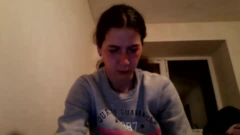 sendiarayl online show from March 27, 5:25 pm