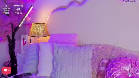 Snapshot of senniabella chatting on October 18, 4:22 pm Sennia online show from October 18, 4:22 pm