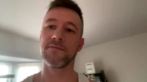 sensitiveus online show from November 17, 9:17 pm