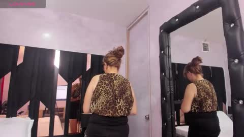 Snapshot of sensualmature_ chatting on October 9, 6:57 pm LIZA online show from October 9, 6:57 pm