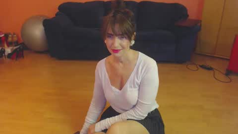 sensualmyra online show from February 28, 1:15 pm