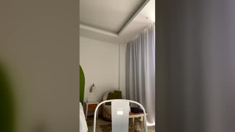 sensualprima online show from April 13, 8:51 am