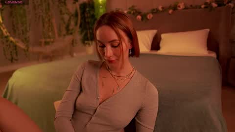 serena_waldarf online show from September 22, 5:17 pm