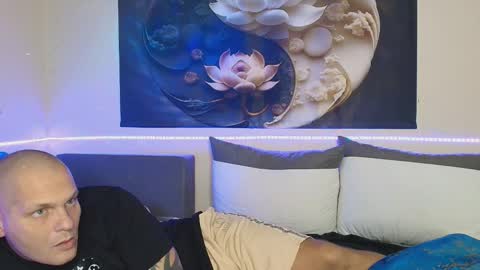 SerenaLovesRyan online show from November 4, 6:20 pm