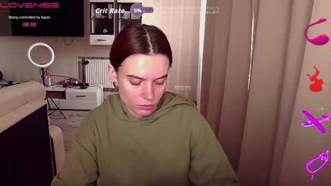 serenamilss online show from October 5, 8:56 am