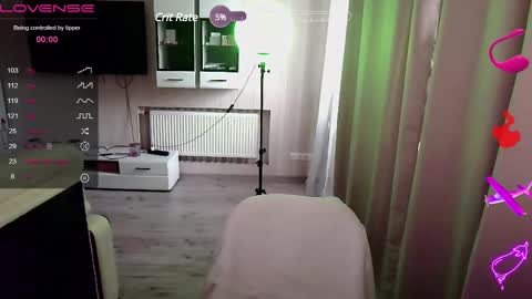 serenamilss online show from February 21, 7:23 am