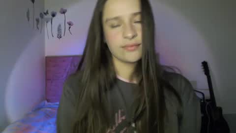 serenity_crystal online show from October 12, 10:22 pm