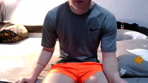 Snapshot of sergeysexboy chatting on October 19, 1:27 pm Sirgey online show from October 19, 1:27 pm