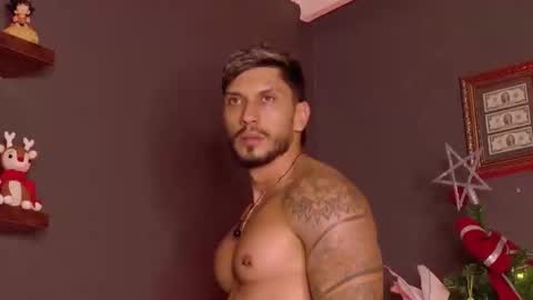 HEY IM SETH online show from December 14, 9:32 pm