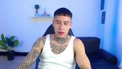Snapshot of setthomas chatting on September 18, 3:16 pm Thomas online show from September 18, 3:16 pm