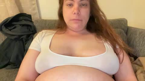 Snapshot of sex6mmm chatting on October 3, 9:34 pm sex6mmm online show from October 3, 9:34 pm