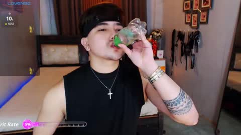 Snapshot of sex_profesor chatting on October 31, 1:17 am AXEL online show from October 31, 1:17 am