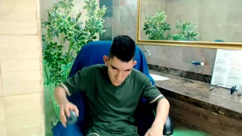 Snapshot of sexdumbi chatting on October 7, 11:12 pm sexdumbi online show from October 7, 11:12 pm