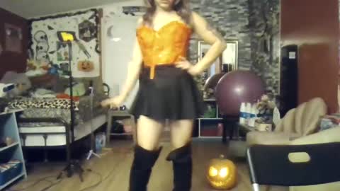Snapshot of sexiwhiskey699 chatting on October 13, 3:19 am sexiwhiskey699 online show from October 13, 3:19 am